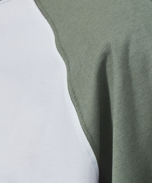 SUPERTHANKS（スーパーサンクス）の「【SUPERTHANKS / スーパーサンクス】別注 カレッジ ロゴ ラグラン オーバーサイズ ロンT（Tシャツ/カットソー・メンズ・ブラック/グリーン/グレイッシュベージュ・46/48）」の15枚目の写真