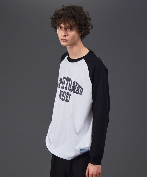 SUPERTHANKS（スーパーサンクス）の「【SUPERTHANKS / スーパーサンクス】別注 カレッジ ロゴ ラグラン オーバーサイズ ロンT（Tシャツ/カットソー・メンズ・ブラック/グリーン/グレイッシュベージュ・46/48）」の18枚目の写真