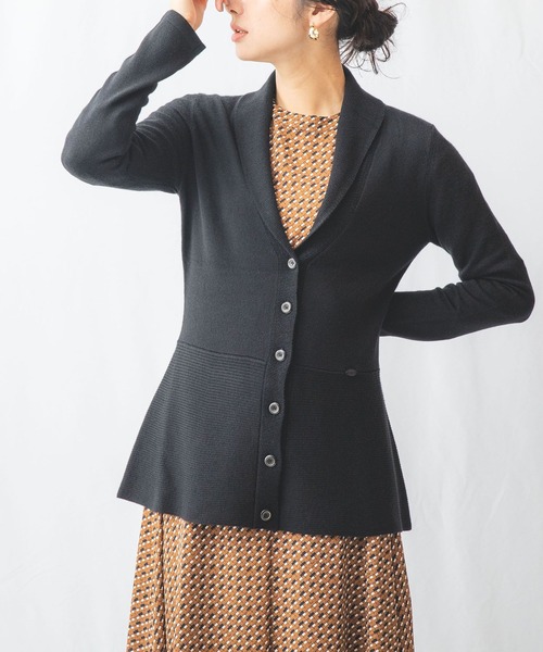 NARACAMICIE（ナラカミーチェ）の「ペプラムカーディガン（カーディガン/ボレロ・レディース・ブラック/イエロー/ブルー・LARGE/MEDIUM）」の14枚目の写真