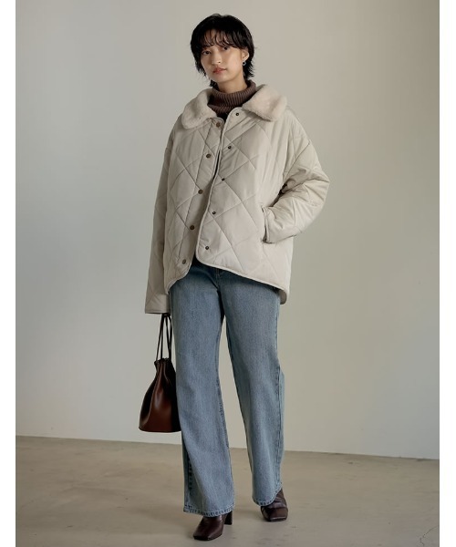 Re:EDIT（リエディ）の「[神山まりあさん着用]2WAYマットシレータフタ襟ファー付きキルティング中綿ダウンジャケット（ダウンジャケット/コート・レディース・ブラック/ライトベージュ/モカ・MEDIUM/LARGE）」の16枚目の写真