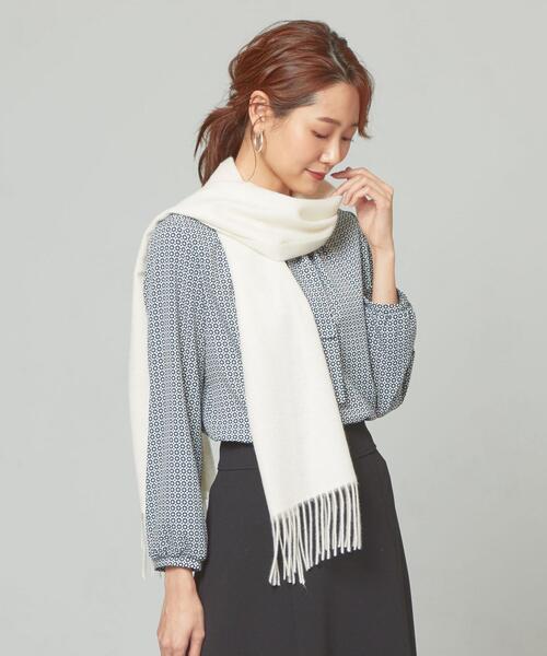 closet story（クローゼットストーリー）の「＜closet story（クローゼットストーリー）＞カシミア マフラー 21F（マフラー・レディース・ライトグレー/ライトブルー/ブラック/オフホワイト/ライトピンク/ライラック・FREE）」の11枚目の写真