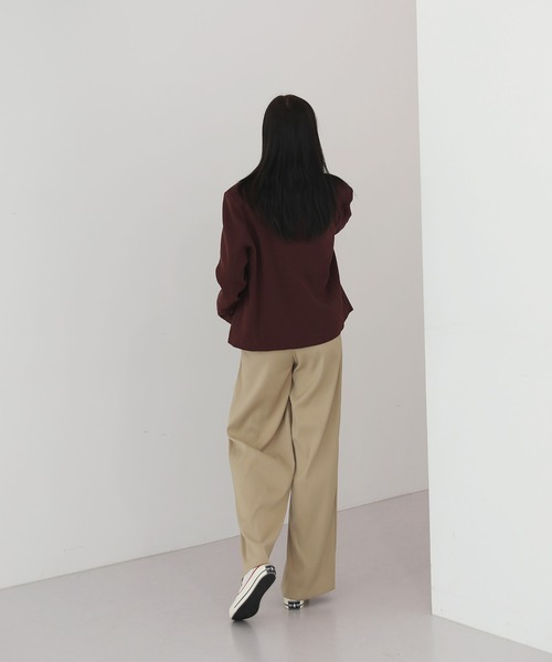 by muni:r（バイ ムニール）の「ゆらゆらフィット ロング ワイド ピンタック スラックス（スラックス・レディース・ブラック/ベージュ/ブラウン・SMALL/MEDIUM）」の12枚目の写真