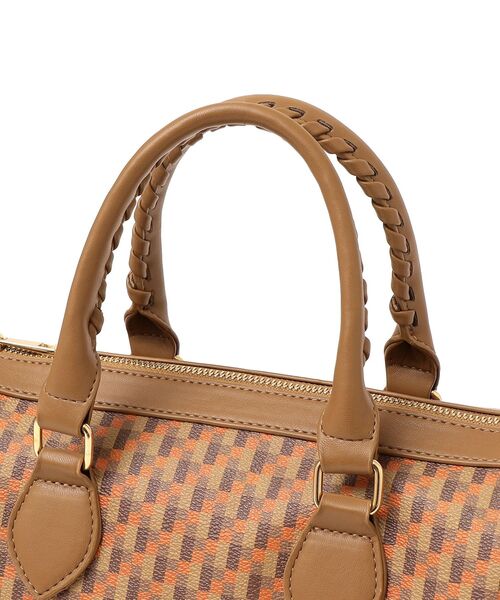 SHIPS(シップス)の「ホイップステッチハンドルミニボストン◆(ボストンバッグ・レディース・ブラック/ベージュ・ONE SIZE)」の19枚目の写真