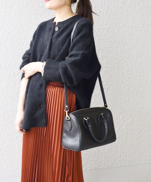 SHIPS(シップス)の「ホイップステッチハンドルミニボストン◆(ボストンバッグ・レディース・ブラック/ベージュ・ONE SIZE)」の21枚目の写真