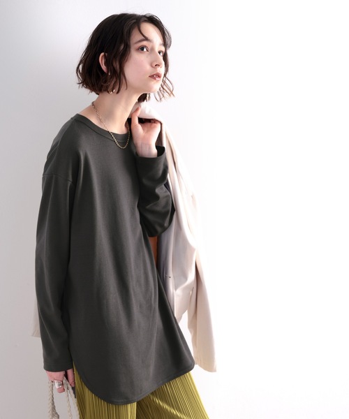 classicalelf(クラシカルエルフ)の「大人のシンプル。柔らかサイドスリットロングTee(Tシャツ/カットソー・レディース・グレイッシュベージュ/ブラック/ライトグレー/ホワイト・MEDIUM/LARGE/X-LARGE)」の10枚目の写真