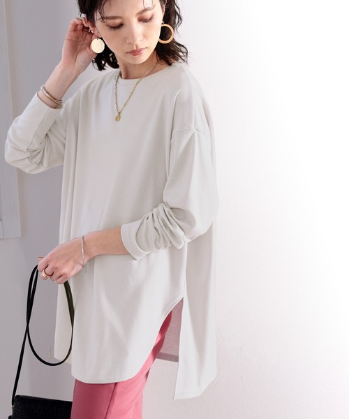 classicalelf(クラシカルエルフ)の「大人のシンプル。柔らかサイドスリットロングTee(Tシャツ/カットソー・レディース・グレイッシュベージュ/ブラック/ライトグレー/ホワイト・MEDIUM/LARGE/X-LARGE)」の16枚目の写真