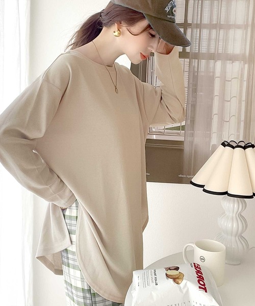 classicalelf(クラシカルエルフ)の「大人のシンプル。柔らかサイドスリットロングTee(Tシャツ/カットソー・レディース・グレイッシュベージュ/ブラック/ライトグレー/ホワイト・MEDIUM/LARGE/X-LARGE)」の21枚目の写真