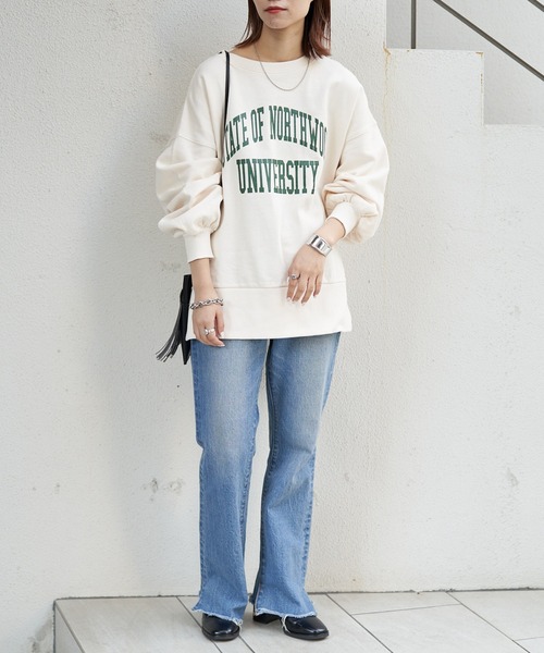 CIAOPANIC TYPY(チャオパニックティピー)の「カレッジロゴサイドスリットスウェット(スウェット・レディース・チャコールグレー/レッド/グリーン/アイボリー・ONE SIZE)」の9枚目の写真