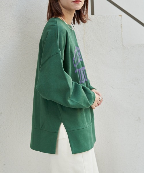 CIAOPANIC TYPY(チャオパニックティピー)の「カレッジロゴサイドスリットスウェット(スウェット・レディース・チャコールグレー/レッド/グリーン/アイボリー・ONE SIZE)」の22枚目の写真