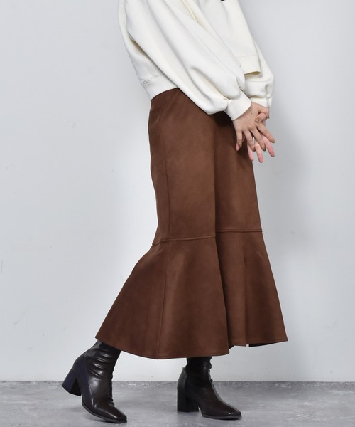 RETRO GIRL(レトロガール)の「バックZIPマーメイドスカート(スカート・レディース・ブラウン系その他/ブラック系その他/オフホワイト/ダークブラウン/ライトグリーン・FREE)」の4枚目の写真