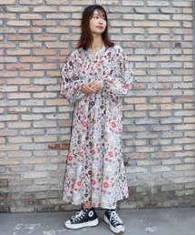 <moyan ecri>ボタニカル柄ボリュームロングワンピース