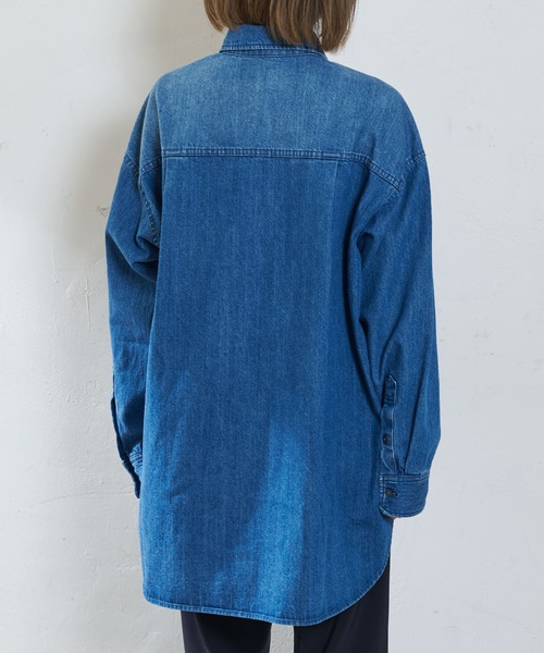 SHENERY（シーナリー）の「デニムBIGシャツ（シャツ/ブラウス・レディース・ブルー・FREE）」の18枚目の写真