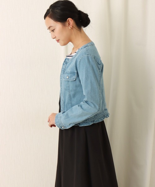 libelle more（リベル モア）の「ストレッチデニム　ノーカラージャケット（デニムジャケット・レディース・サックスブルー/インディゴブルー/ブルー・M/L）」の9枚目の写真