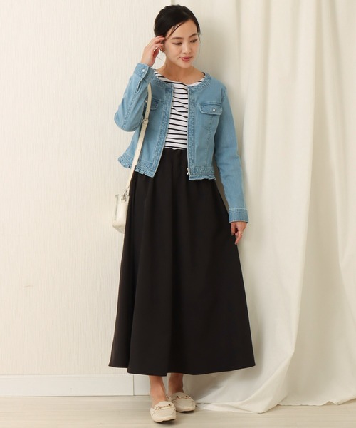 libelle more（リベル モア）の「ストレッチデニム　ノーカラージャケット（デニムジャケット・レディース・サックスブルー/インディゴブルー/ブルー・M/L）」の4枚目の写真