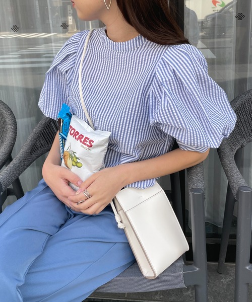 Meli rich(メリーリッチ)の「大人可愛い。ストライプボリュームスリーブブラウス(シャツ/ブラウス・レディース・チャコールグレー/ベージュ/ブルー/グリーン・MEDIUM)」の14枚目の写真