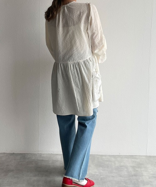 w closet(ダブルクローゼット)の「スリットキャンディースリーブチュニックはおり(シャツ/ブラウス・レディース・キナリ/ブルー/グリーン・FREE)」の13枚目の写真