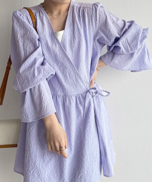 w closet(ダブルクローゼット)の「スリットキャンディースリーブチュニックはおり(シャツ/ブラウス・レディース・キナリ/ブルー/グリーン・FREE)」の15枚目の写真