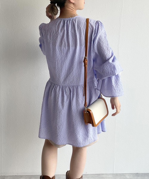 w closet(ダブルクローゼット)の「スリットキャンディースリーブチュニックはおり(シャツ/ブラウス・レディース・キナリ/ブルー/グリーン・FREE)」の18枚目の写真