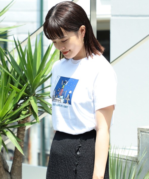 【NAIJEL GRAPH x Ray BEAMS 】別注FriendsTシャツ 時間指定不可】 x GRAPH NAIJEL Ray メルカリ - 】別注FriendsT