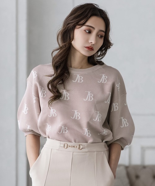 Julia Boutique(ジュリアブティック)の「JBロゴ柄五分袖ニットトップス/22151(ニット/セーター・レディース・ブラック/ホワイト/ベージュ/ピンク・ONE)」の4枚目の写真