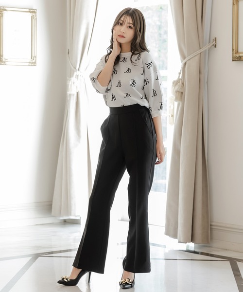 Julia Boutique(ジュリアブティック)の「JBロゴ柄五分袖ニットトップス/22151(ニット/セーター・レディース・ブラック/ホワイト/ベージュ/ピンク・ONE)」の5枚目の写真