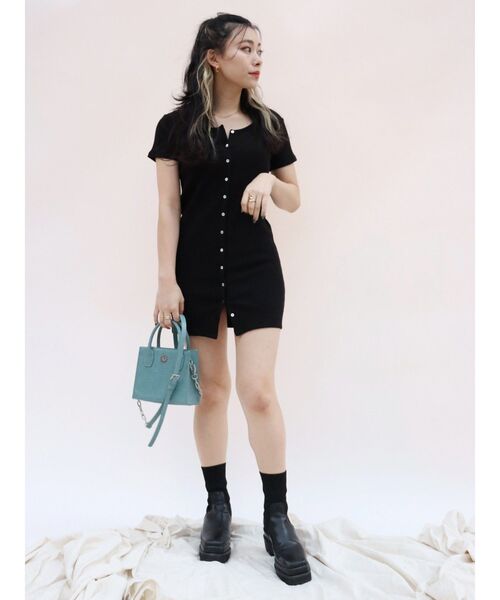 EVRIS（エヴリス）の「フロントボタンミニワンピース（ワンピース・レディース・パープル/ブラック/グリーン・FREE）」の11枚目の写真