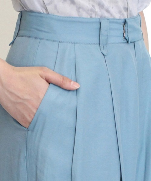 STYLEBLOCK(スタイルブロック)の「ポプリンタックワイドパンツ(その他パンツ・レディース・ブラック/テラコッタ/ライトベージュ/クリーム/ライトブルー・M)」の11枚目の写真