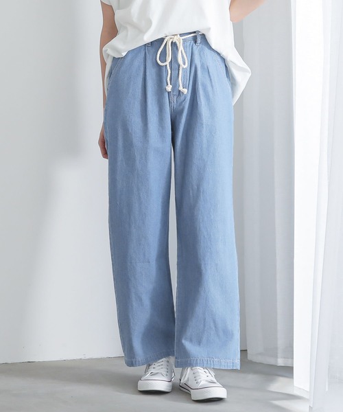 【ホワイト×ブルーが爽やか♡】CHANEL デニムパンツ さり気ない高級感がいい♪】シャネル デニムパンツ (CHANEL