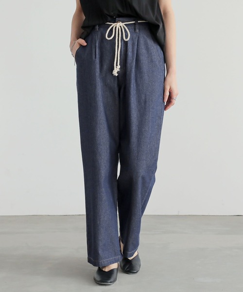 n'OrLABEL(ノアールレーベル)の「『ストレートワイドデニムパンツ』(デニムパンツ・レディース・インディゴブルー/ブルー・1/2)」の12枚目の写真