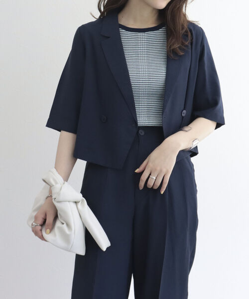 fredy emue（フレディエミュ）の「シワ加工 クロップド丈　ショートジャケット（テーラードジャケット・レディース・ネイビー/ミント・38）」の6枚目の写真