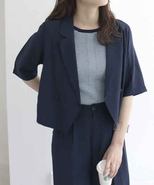 fredy emue（フレディエミュ）の「シワ加工 クロップド丈　ショートジャケット（テーラードジャケット・レディース・ネイビー/ミント・38）」の9枚目の写真