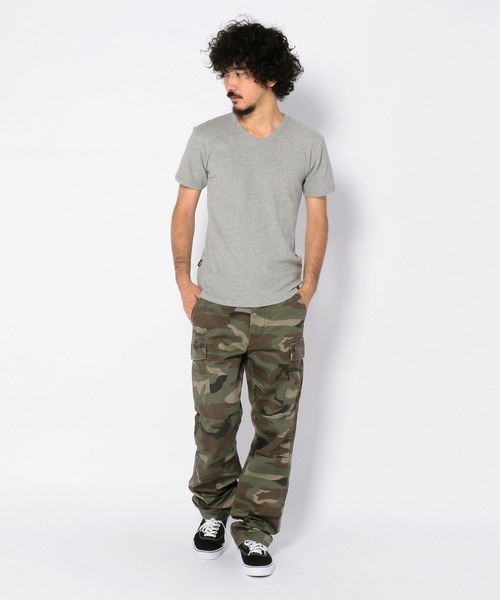 AVIREX（アヴィレックス）の「《DAILY/デイリー》RIB S/S V-NECK T-SHIRT /デイリー リブ 半袖 Vネック Tシャツ /AVIREX / アヴィレックス（Tシャツ/カットソー・メンズ・ホワイト/ブラック/グレー/ロイヤルブルー/チャコール/オリーブ・M/S/L/XL/XS）」の18枚目の写真