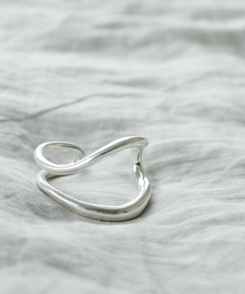 Andemiu（アンデミュウ）の「silver925 ダブルフローカーブバングル347864（バングル/リストバンド・レディース・シルバー・FREE）」の7枚目の写真