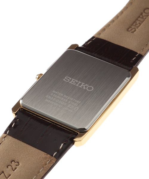 【極美品】SEIKO ESSENTIALS 腕時計 き ゴールド×ブラウン 極美品】SEIKO ESSENTIALS 腕時計 き ゴールド×ブラウン