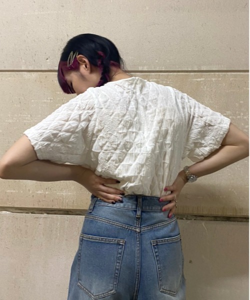 one way(ワンウェイ)の「エンボスクロップドトップス(Tシャツ/カットソー・レディース・ホワイト/ブラック/ライトピンク・FREE)」の8枚目の写真