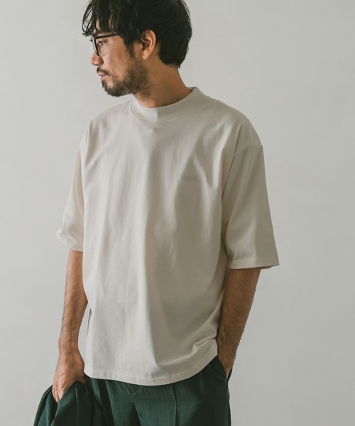 URBAN RESEARCH DOORS(アーバンリサーチドアーズ)の「モックネックタフTシャツ(Tシャツ/カットソー・メンズ・ホワイト/チャコールグレー/ベージュ/グリーン・MEDIUM/LARGE)」の6枚目の写真