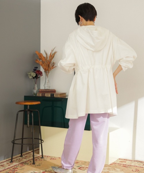 ROSE BUD（ローズバッド）の「オーバーサイズマウンテンパーカ（マウンテンパーカー・レディース・カーキ/ホワイト・ONE SIZE/FREE）」の7枚目の写真