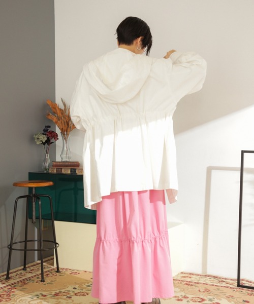 ROSE BUD（ローズバッド）の「オーバーサイズマウンテンパーカ（マウンテンパーカー・レディース・カーキ/ホワイト・ONE SIZE/FREE）」の9枚目の写真