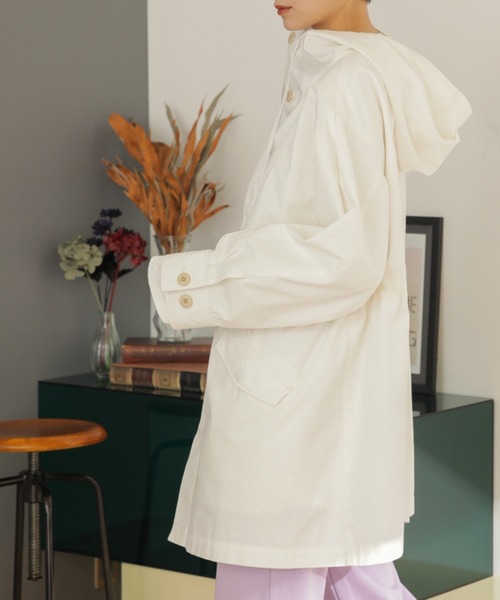 ROSE BUD（ローズバッド）の「オーバーサイズマウンテンパーカ（マウンテンパーカー・レディース・カーキ/ホワイト・ONE SIZE/FREE）」の11枚目の写真