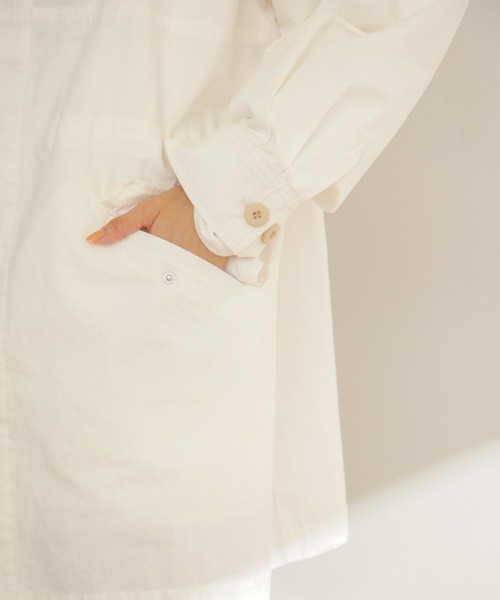 ROSE BUD（ローズバッド）の「オーバーサイズマウンテンパーカ（マウンテンパーカー・レディース・カーキ/ホワイト・ONE SIZE/FREE）」の15枚目の写真