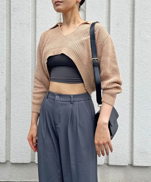 Jewelobe(ジュエローブ)の「ポロカラーUネック変形ショートプルオーバー(ニット/セーター・レディース・アイボリー/ベージュ/ブラウン・FREE)」の5枚目の写真