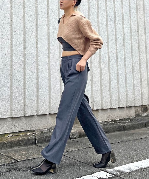 Jewelobe(ジュエローブ)の「ポロカラーUネック変形ショートプルオーバー(ニット/セーター・レディース・アイボリー/ベージュ/ブラウン・FREE)」の15枚目の写真