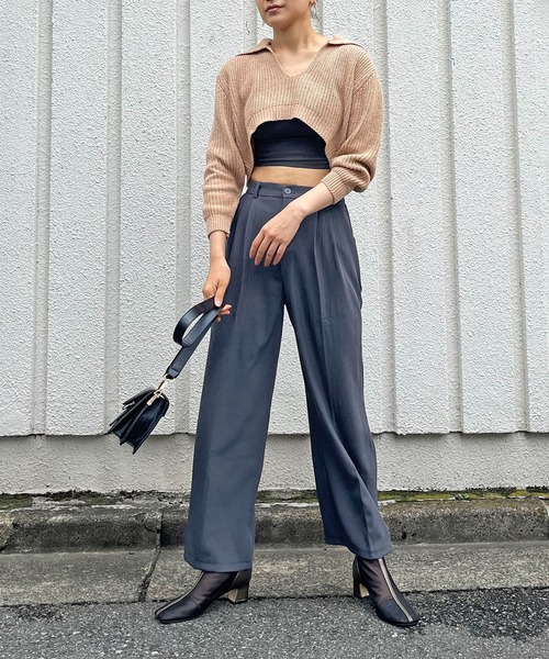 Jewelobe(ジュエローブ)の「ポロカラーUネック変形ショートプルオーバー(ニット/セーター・レディース・アイボリー/ベージュ/ブラウン・FREE)」の16枚目の写真