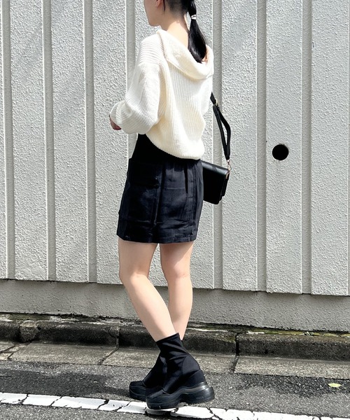 Jewelobe(ジュエローブ)の「ポロカラーUネック変形ショートプルオーバー(ニット/セーター・レディース・アイボリー/ベージュ/ブラウン・FREE)」の21枚目の写真