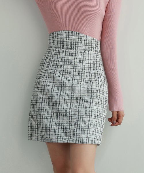 SAISON DE PAPILLON(セゾンドパピヨン)の「ツイード生地ペチパン付きミニスカート(スカート・レディース・ホワイト/ブラック/ピンク・S/M/L)」の4枚目の写真