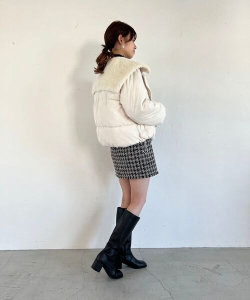 MAJESTIC LEGON（マジェスティックレゴン）の「エコファーカラーファイバーダウン（ダウンジャケット/コート・レディース・ベージュ/アイボリー・SMALL/MEDIUM）」の8枚目の写真