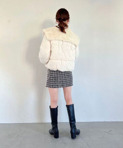 MAJESTIC LEGON（マジェスティックレゴン）の「エコファーカラーファイバーダウン（ダウンジャケット/コート・レディース・ベージュ/アイボリー・SMALL/MEDIUM）」の9枚目の写真