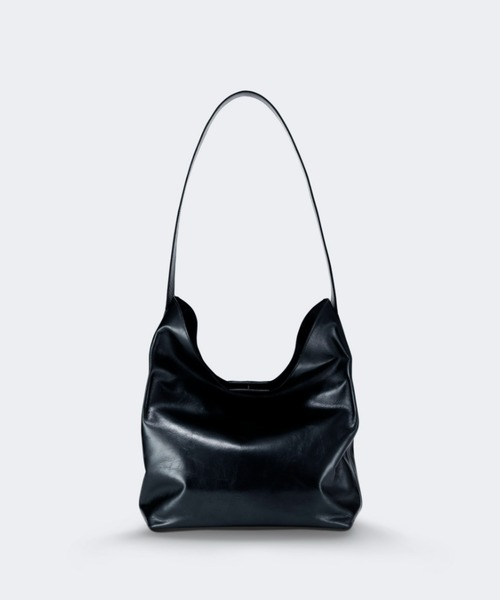 aniary（アニアリ）の「ショルダーバッグ（メタリックレザー