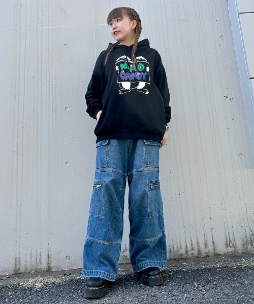 Candy Stripper（キャンディストリッパー）の「MAD CANDY SWEAT フーディー（スウェット・レディース・ネイビー/ホワイト/ブラック・2）」の11枚目の写真