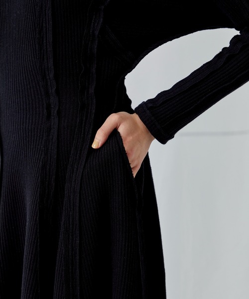 AKIKOAOKI パフィーシェイプドレス アイボリー AKIKOAOKI（アキコアオキ）の「【AKIKOAOKI/(アキコアオキ